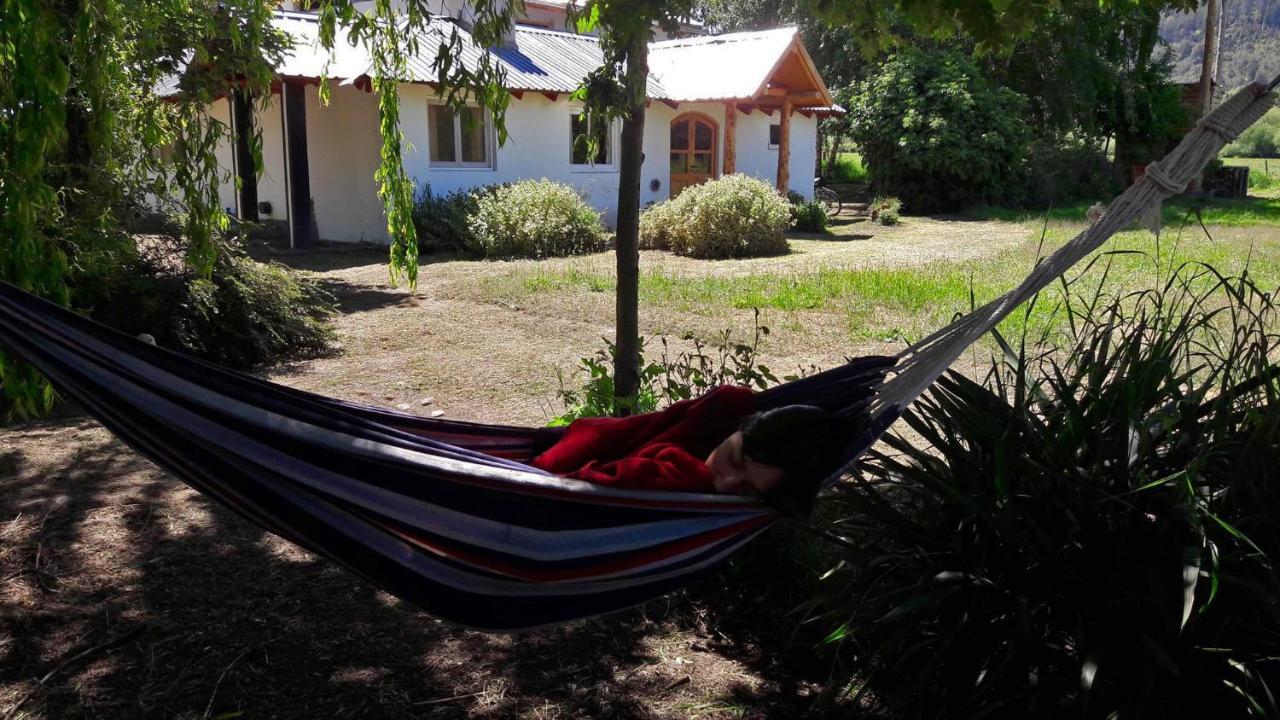 Hoyo de Epuyén Hostel Lc מראה חיצוני תמונה